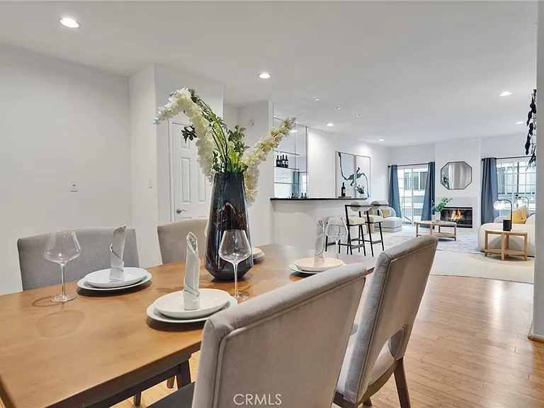 1800 Butler Ave #104 — Photo 15