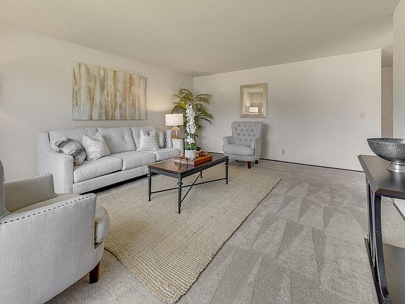 5th image of 3773 Woodbark Ct