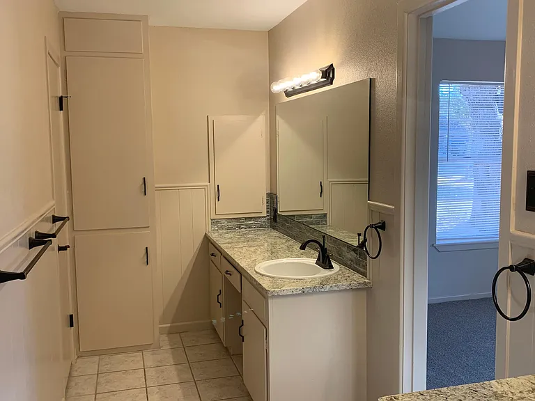 1513 Richland Dr — Photo 8