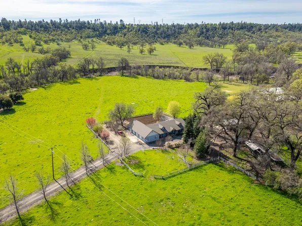 11847 Oak Run Rd, Oak Run, CA 96069