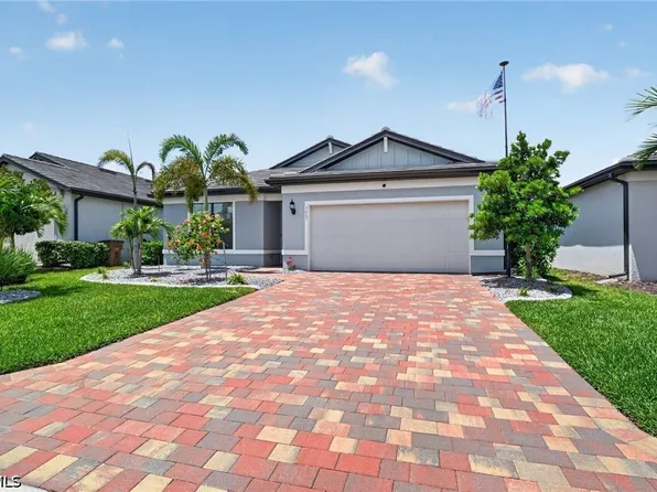 3663 Passion Vine Dr, Alva, FL 33920