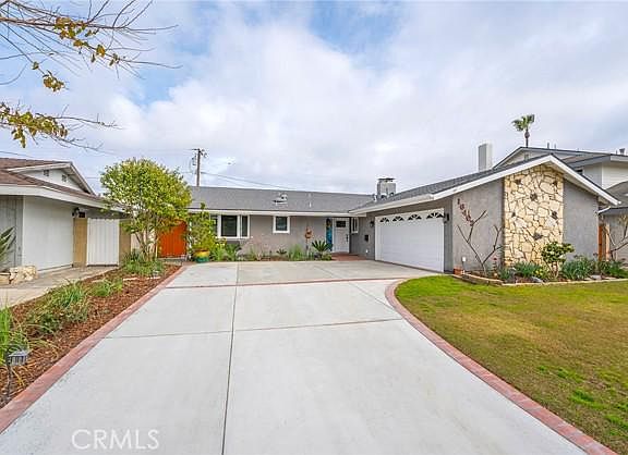 2nd image of 16402 Bradbury Ln