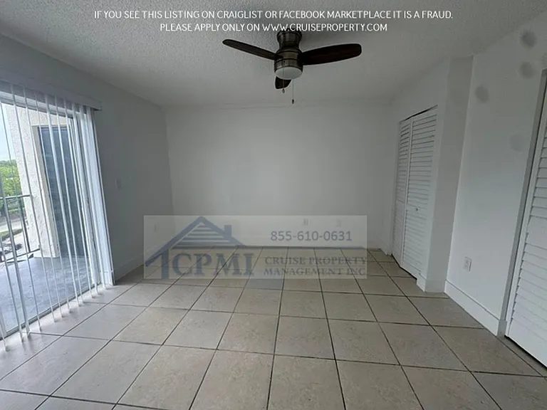 Casa Linda Apartments-3300 S Dixie Hwy — Photo 13