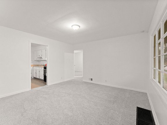 4th image of 6524 Marshall Ave