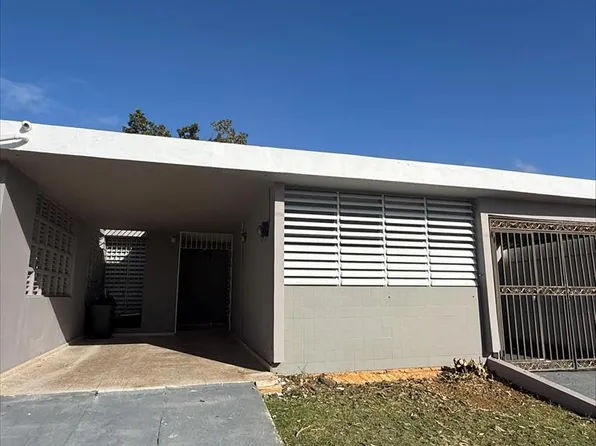 8 Im Urbanizacion La Providencia #4, Toa Alta, PR 00953