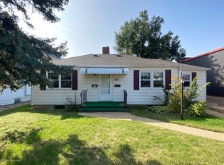 235 3rd St W, Dickinson, ND 58601