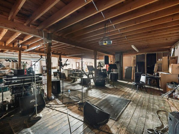 lewiston-maine-120625293 picture