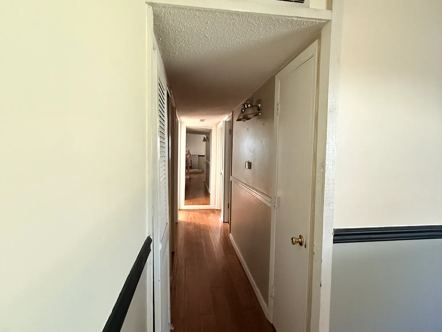 3 bed, 1100 sqft, $1,800 — Photo 4