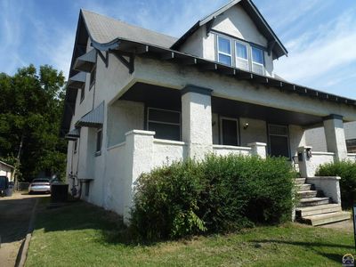 712 W 6th Ave, Emporia, KS, 66801