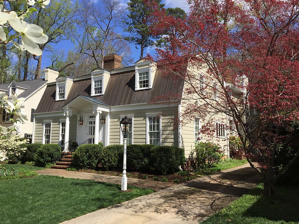 1st image of 512 Woodland Dr