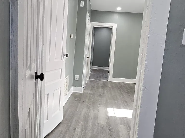 49 Burns Ave #49 — Photo 20