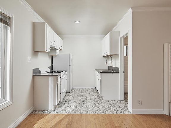 3rd image of 2636 Kansas Ave #8A