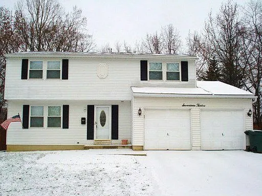 1712 Parkgate Rd photo 1