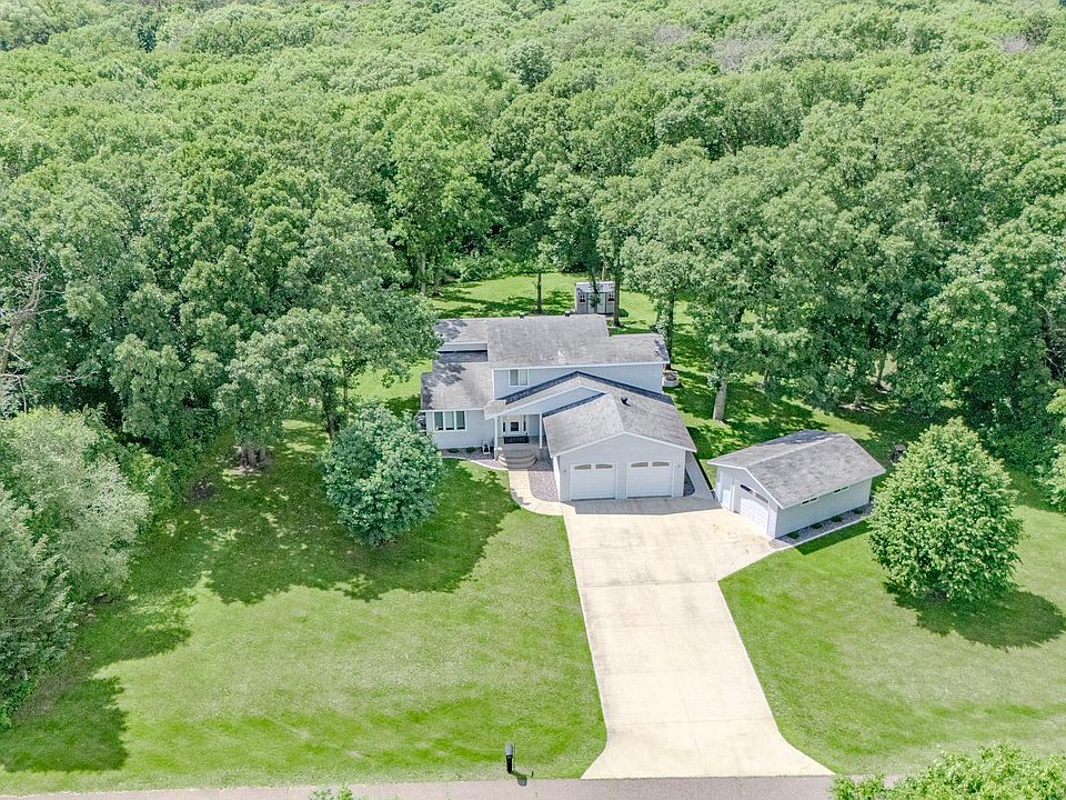 1st image of 15174 Edgewood Rd