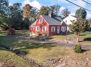 13 Sunset Rd, North Haven, CT 06473