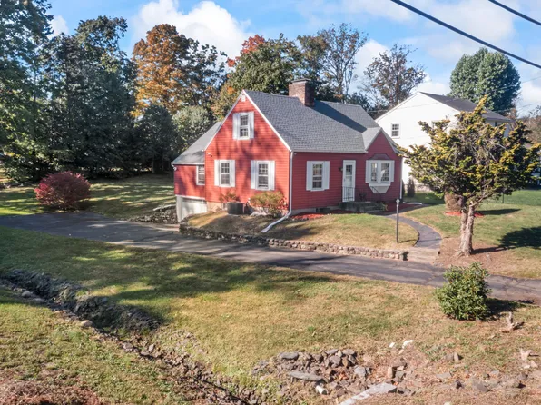 13 Sunset Road, North Haven, CT 06473