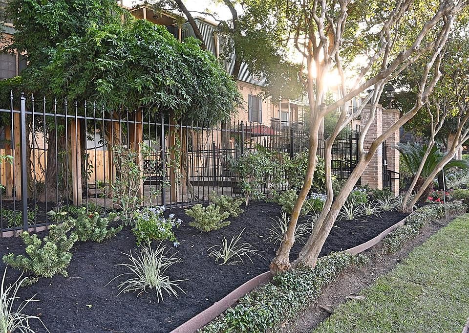 1st image of 4515 Briar Hollow Pl APT 207