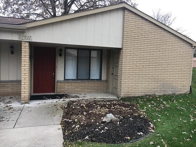 1st image of 27927 Berrywood Ln #89