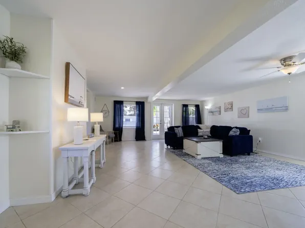 4464 E Riverside Dr, Fort Myers, FL 33905