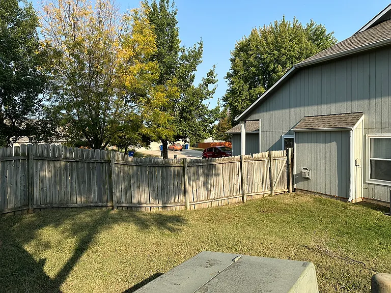 925 N Field Stone Dr — Photo 34