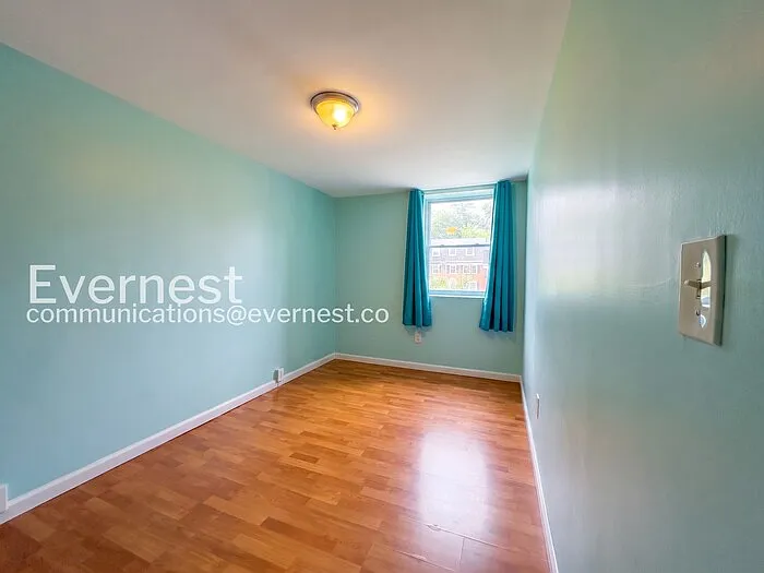 6405 Loch Crest Ct — Photo 20