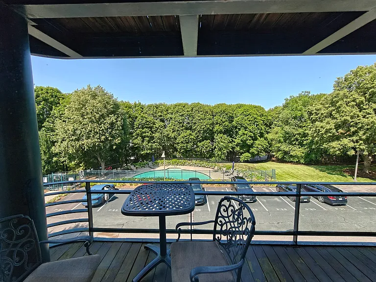 227 Summit Ave #E202 — Photo 7