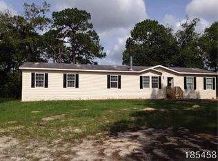 105 Beach St, Pomona Park, FL 32181