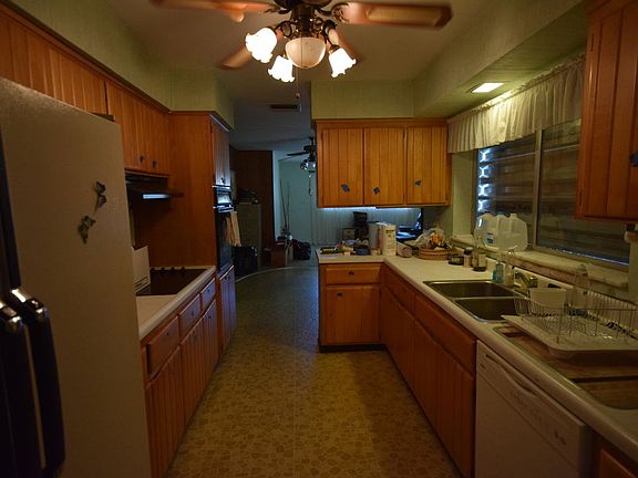 5th image of 1021 NW 5th Ave