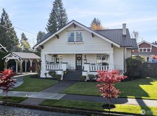 208 5th Ave NW, Puyallup, WA 98371