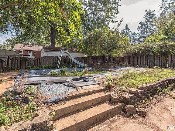 5th image of 7646 Genesta St