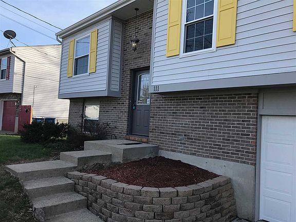 2nd image of 111 Carriage Hill Dr