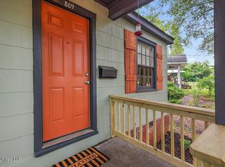 809 Riverview Dr, Jackson, MS 39202