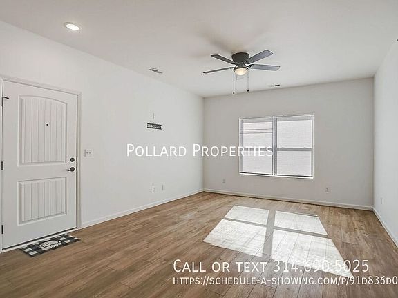 3rd image of 714 Parkview Dr #714