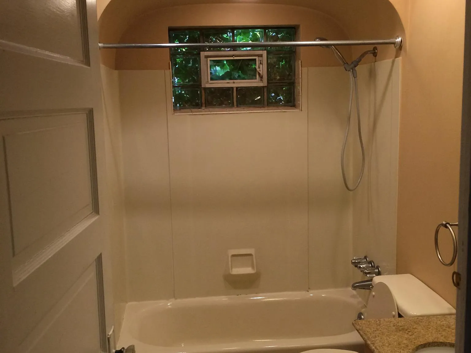 1 bed, $1,150 — Photo 3