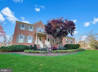 15361 Worth Ct, Centreville, VA 20120