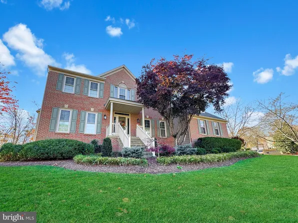 15361 Worth Ct, Centreville, VA 20120
