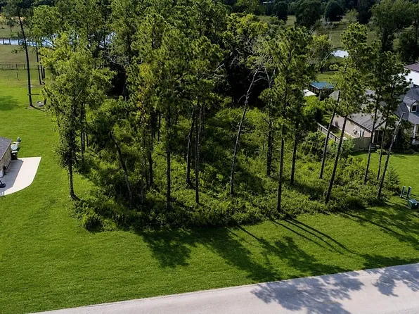 840 Road 660, Dayton, TX 77535
