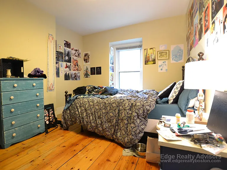14 Woodmont St — Photo 12