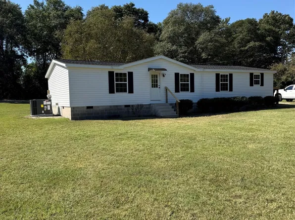 111 Rainbow Rd, Wadesboro, NC 28170