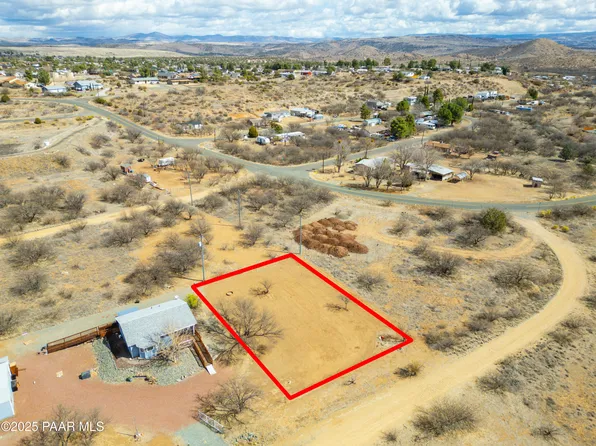 16757 S Cordes Cir W, Mayer, AZ 86333