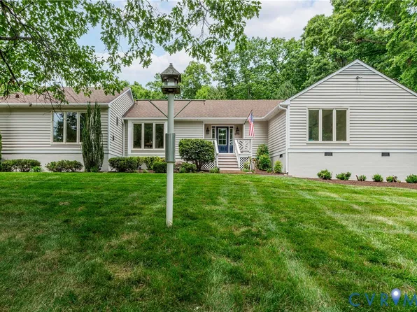510 Red Maple Dr, Manakin Sabot, VA 23103