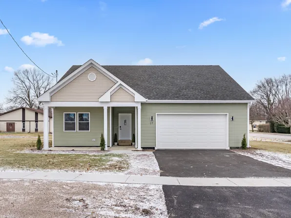 17 W Dearborn St, Plano, IL 60545