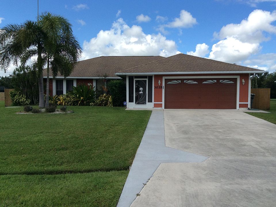 Home For Sale In Port Saint Lucie