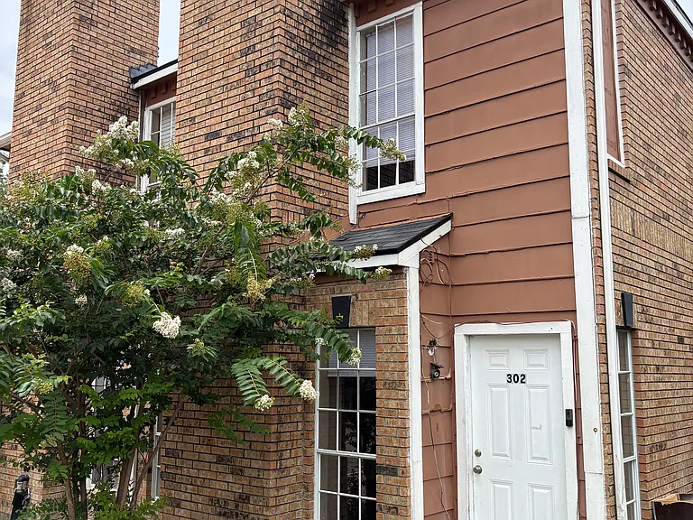 12380 Sandpiper Dr #302 — Photo 1