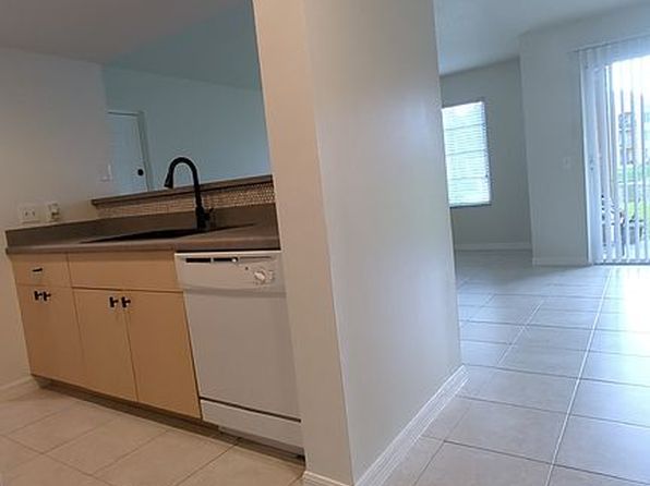 4220 San Marino Blvd APT 106