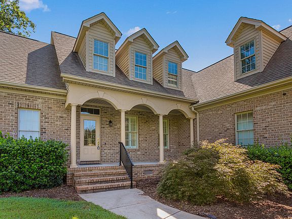 5th image of 3410 Varnals Ct