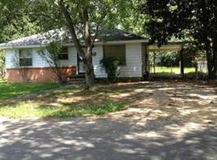 71 Hill Ln, Little Rock, AR 72209