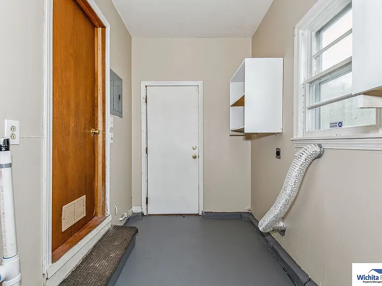 2219 N Estelle St — Photo 13