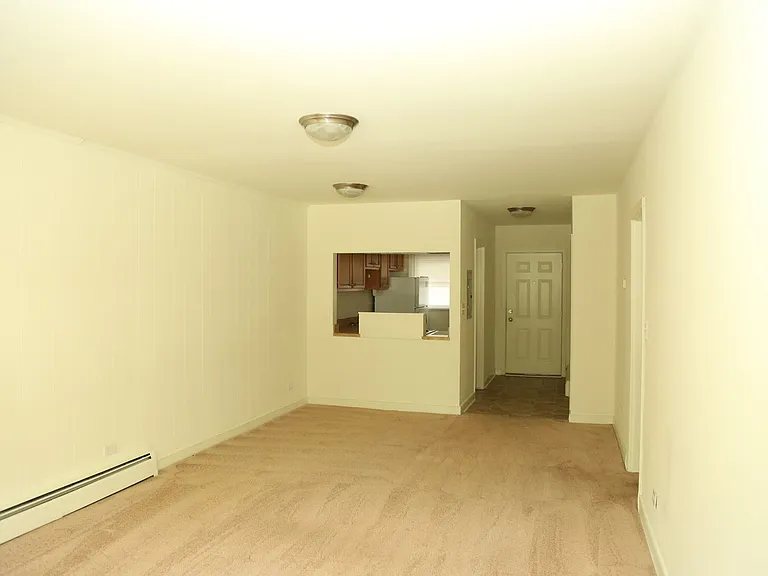 Gardenwood Apartments — Photo 7