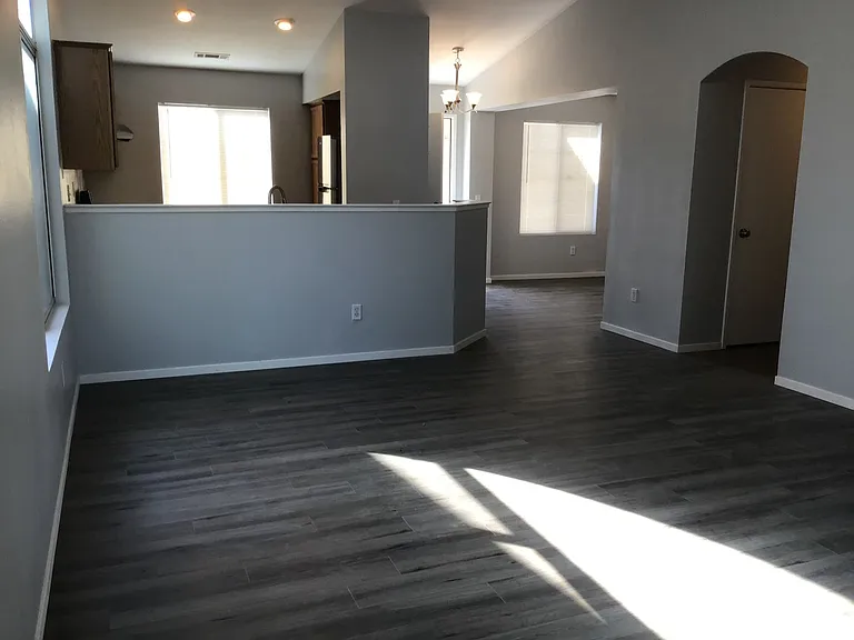 11545 Camel Rock Dr — Photo 3